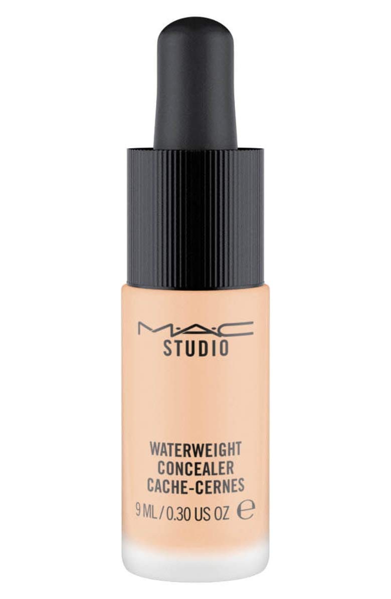 Mac Studio Waterweight Concealer NC25