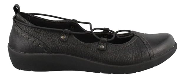 Earth Origins Women�s, London Slip on Shoe