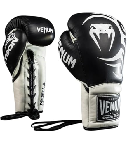 Amazon.com : Venum Giant 2.0 Pro Boxing Gloves - Laces - Black
