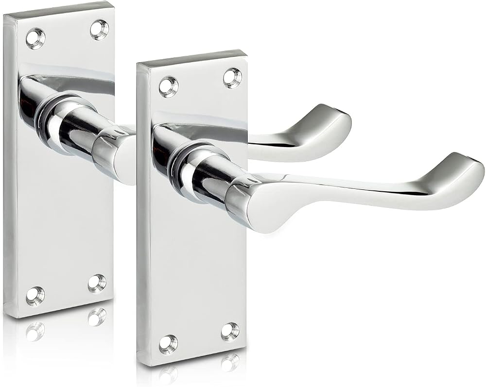 XFORT Chrome Elegance Range Polished Chrome Victorian Scroll Lever Latch