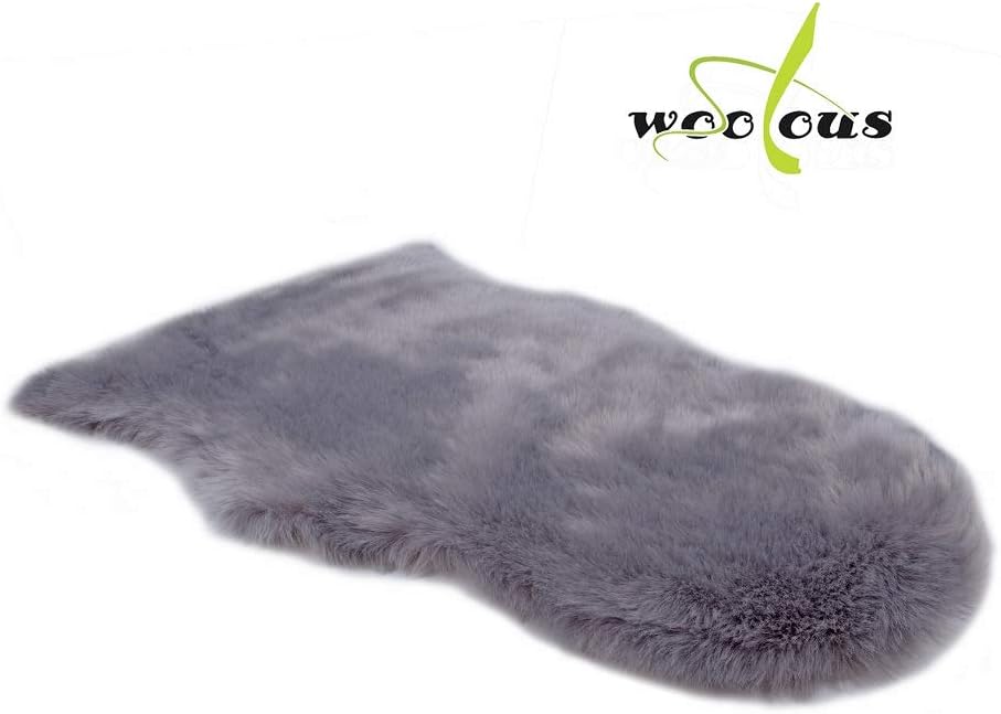 Woolous Super Soft Faux Sheepskin Rug for Chair Cover Seat Cushion Pad, Modern Fur Rug Bedroom Sofa Floor Living Room, Shaggy Area Rugs of Baby 2x3 Feet（Light Grey）