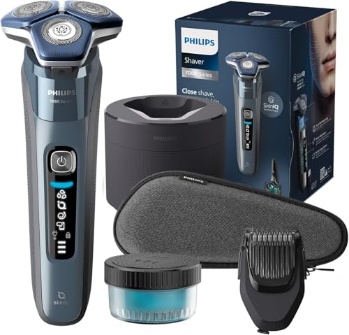 PHILIPS Shaver S7000 – Elektrischer Nass-& Trockenrasierer in Eisblau mit 1 x integrierten ausklappbaren Trimmer, Barttrimmer-Aufsatz, Reinigungsstation, Reiseetui & Ladestation (Modell S7882/54)
