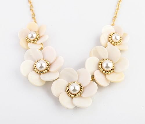 Amazon ノーブランド品 ビジュー ネックレス 可愛い お花のモチーフ フラワー レディース ホワイトフラワー ネックレス 通販