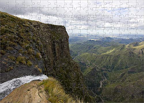 Media Storehouse 252 Piece Puzzle of The Scenic Thugela Falls, Amphitheater Hiking Trail, Royal Natal (18244977)