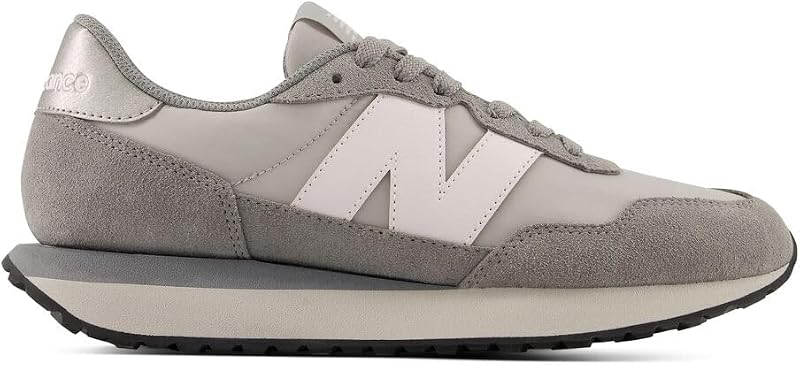 Sapatos 237