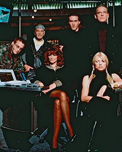 La Femme Nikita Tv Cast Peta Wilson Color 16x20 Canvas Giclee