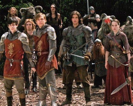 Amazon ブロマイド写真 ナルニア国物語2 カスピアン王子の角笛 並んで立つピーター エドマンド カスピアン スーザン アイドル 芸能人グッズ 通販 Amazon ブロマイド写真 ナルニア国物語2 カスピアン王子の角笛 並んで立つピーター エドマンド カスピアン スーザン アイドル 芸能人グッズ 通販