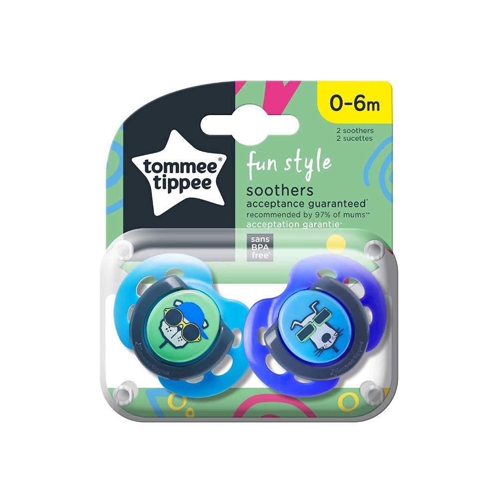 Tommee Tippee Fun Style Dummies, Symmetrical Orthodontic Design, BPA-Free Silicone, 0-6m, Pack of 2 Dummies, Colours May Vary