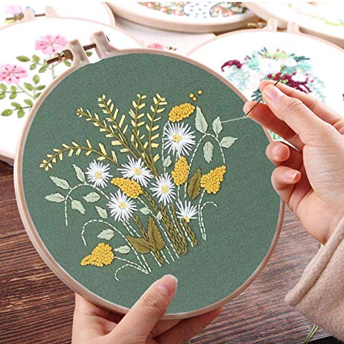 3 Pack Embroidery Starter Kit with Pattern and Instructions,Cross Stitch Set, Full Range of Stamped Embroidery Kits with 3 Embroidery Clothes with Plants Flowers Pattern, 1 Embroidery Hoops