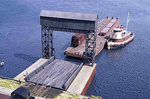 Walthers HO Scale Cornerstone Series Carfloat Apron 8-1/2 x 8-1/2 x 8-5/8" height above water 21.2 x 21.2 x 21.6cm