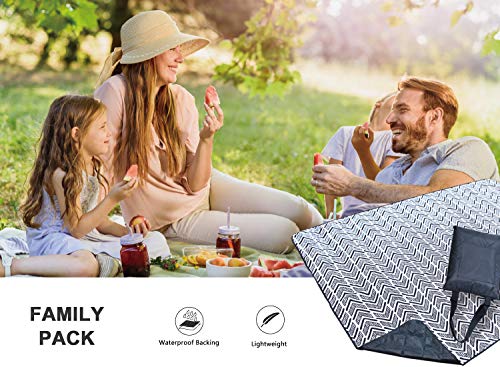 MARQUESS Picnic Blanket-Water & Sand Resistant Large Outdoor Handle Tote Mat for Spring Summer, Folding & Lightweight for Beach Camping Grass Playtime (Zigzag)
