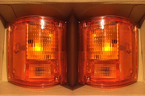Holiday Rambler Admiral 1999-2003 RV Motorhome Pair (Left & Right) Replacement Rear Turn Signal Lamps