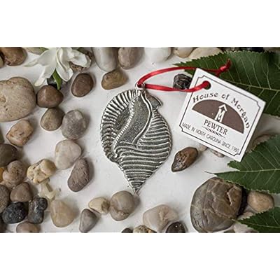 North Carolina Scotch Bonnet Ornament for Christmas Tree - Metal NC State Seashell - Beach Lover Gift Ideas 51LDQr4pWzL