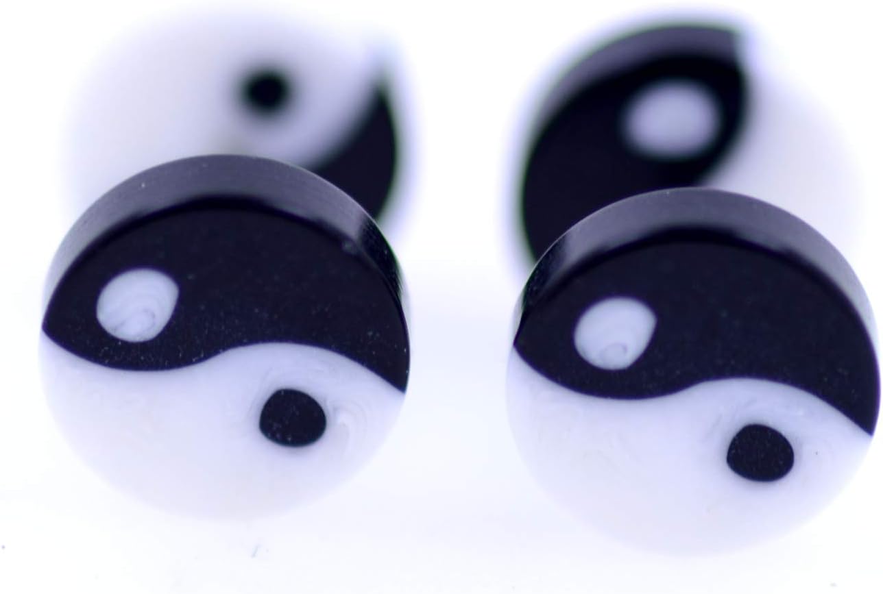 Lizzyoftheflowers - Double sided black and white resin yinyang yin yang sign stud earrings