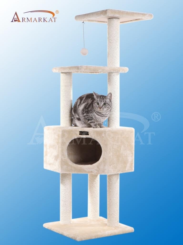 Elegant Faux Fur Domesticated Cat Tree