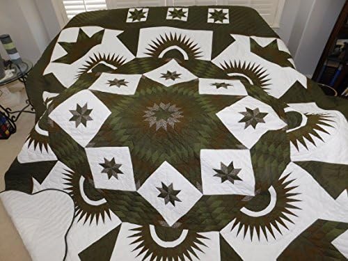 King Size, Amish Made, Hand made - Diamond Star Quilt