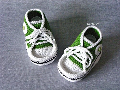 Baby crochet sneakers, baby green booties, baby boy summer booties, baby shoes, grass green white booties, baby foot wear, newborn baby booties, unisex photo prop booties