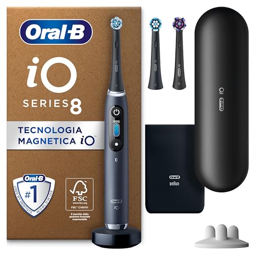 Oral-B Spazzolino Elettrico Ricaricabile iO 8 Nero, 3 Testine Di Ricambio, 1 Custodia Da Viaggio. 1 Spazzolino
