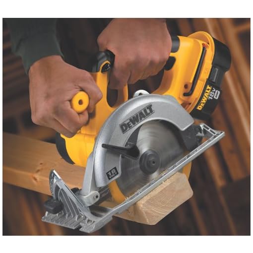 Dewalt Bare Tool Dc390b 6 12 Inch 18 Volt Cordless Circular Saw Tool Only No Battery