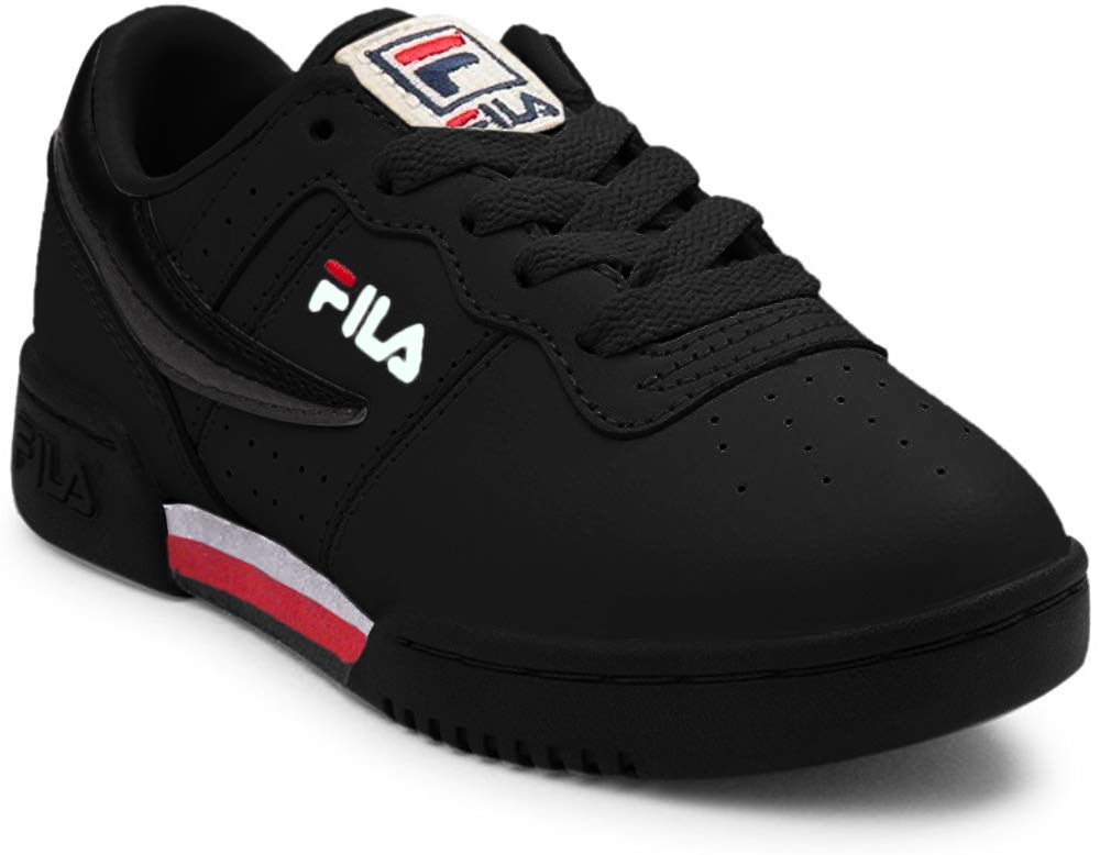 black fitness shoes