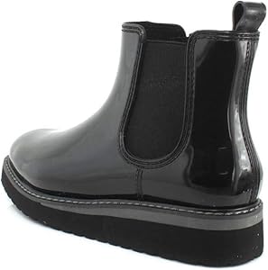 crimson elastic gore booties