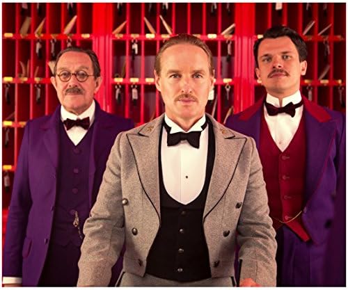 The Grand Budapest Hotel 8 X 10 Photo Owen Wilson M Chuck Tom Wilkinson Author Francesco Zippel Footman Kn At Amazon S Entertainment Collectibles Store