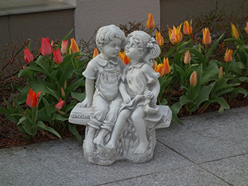 gartendekoparadies.de Wunderschöne Steinfigur Mädchen und Junge auf Einer Bank aus Steinguss, frostfest – Bild 3