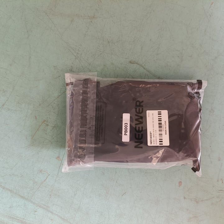 NEEWER Camera Rain Cover, Small Size Durable Nylon Raincoat Compatible with Canon Sony Nikon DSLR Mirrorless Vlog Camera & Lenses Within 200mm, with Sleeves, Drawstrings, Viewing Window, PB003