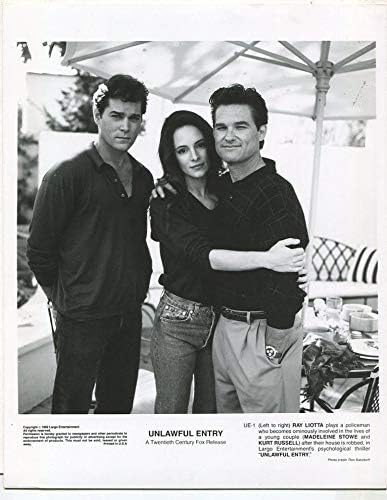 Amazon Com Unlawful Entry 1992 Ray Liotta Madeleine Stowe Kurt Russell Press Photo Mbx 7 Entertainment Collectibles