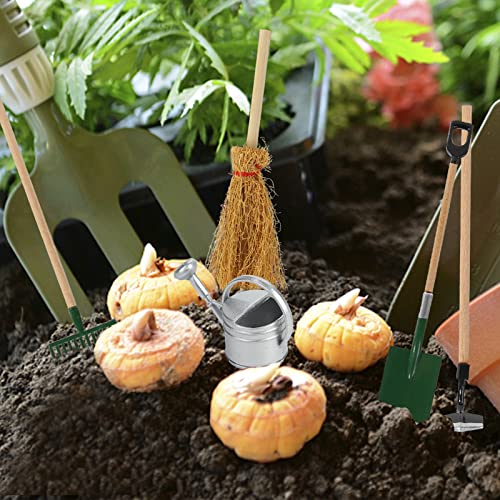 Koogel Miniatur Puppenhaus Set, 8 Stücke Miniatur Gartengeräte Set Puppenhaus Garten Zubehör Gießkanne Rake Schaufel Bank Ornament für Weihnachten Wichteltür Deko