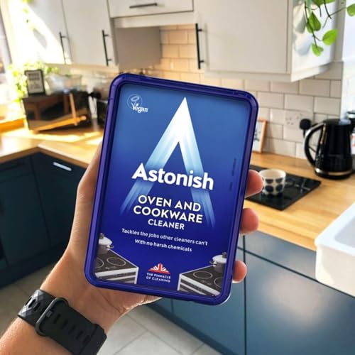 ASTONISH OVEN & COOKWARE CLEANING PASTE FOR GLASS, APPLIANCES, CERAMICS, STOVETOP & PYREX – ALL PURPOSE KITCHEN CLEANER – STAINLESS STEEL DEGREASER REMOVES BAKED ON GREASE & GRIME, 150G TUB (3 PACK)