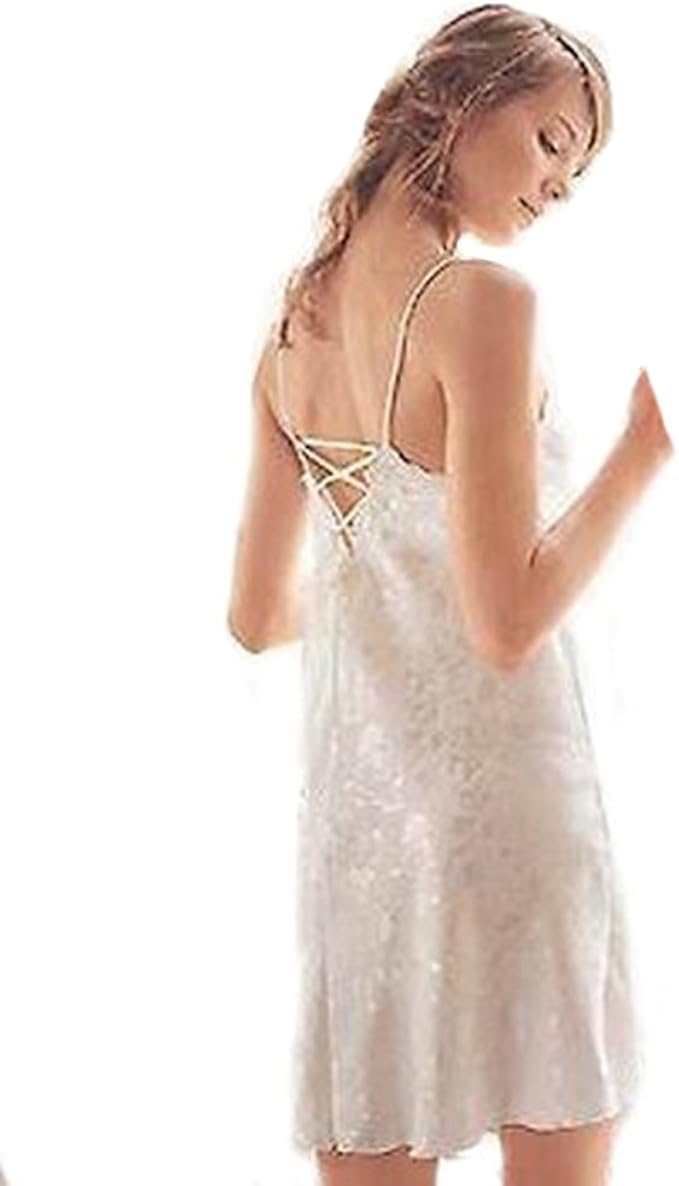 robe de nuit blanche