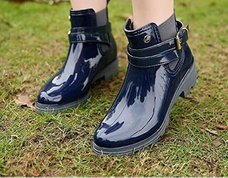 Amazon Co Jp レインブーツ レディース ロング レインシューズ ラバーブーツ 滑り止め 歩きやすい おしゃれ 無地 防水 梅雨対策 雨の日靴 雨靴 ローヒール 防水 撥水のレインシューズ 雪 雨 梅雨 春夏秋冬 お洒落なレインブーツ レディース レインシューズ ブルー 39