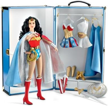 Wonder Woman Deluxe Trunk Set