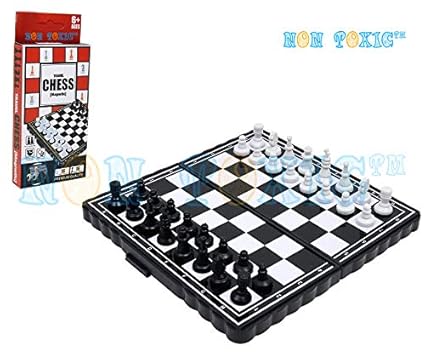 Non Toxic Foldable Magnetic Tavelling Pocket Chess Board Game - L13 x B7 x H4 cm Fits in Hand