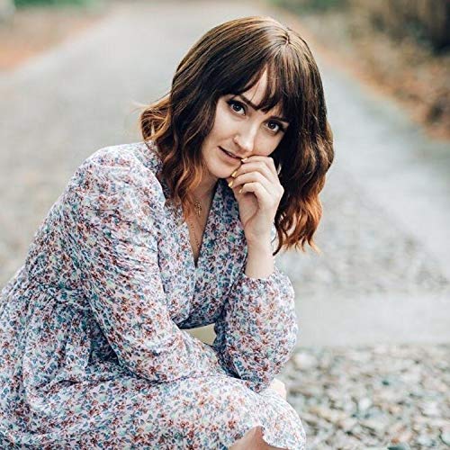 Short Wavy Bob Curly Wig With Bangs Mixed Brown Color For Women Shoulder Length Syntheic Hair Heat Resistant Fiber Hair for Women(14 inch)