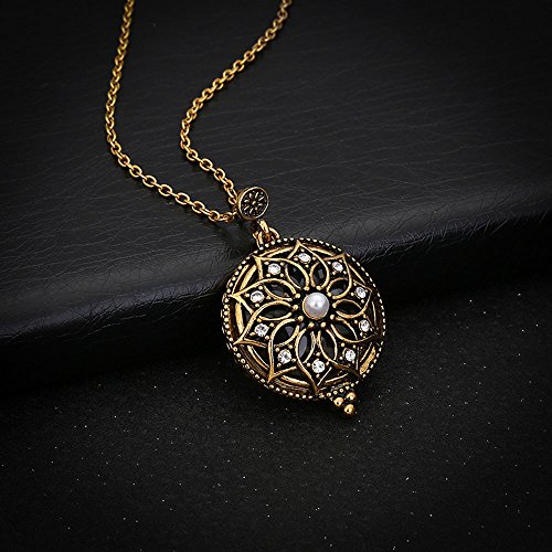 Vintage Style Necklace Magnifier Pendant Necklace Magnify Glass Reeding Decorativ Necklace (Gold, B)