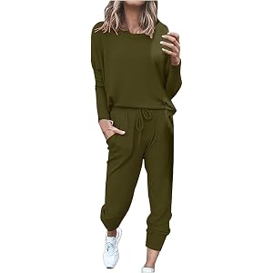 AKTCVVJ Lounge Sets for Women 2 Piece Fall Causal Travel Sweatsuits | Long Sleeve Shirts, Jogger Pants Pockets, Matching Trac
