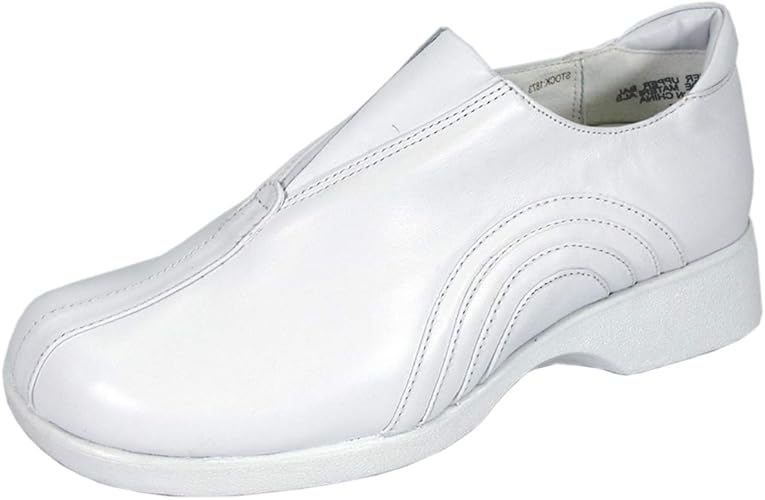 trendy wide width shoes