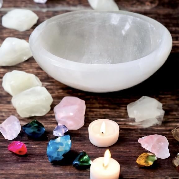 Crystal Selenite Charging Round Shape Handmade Bowl Alter Cleansing Spiritual Energy Healing Plate Charge White Dish Meditation Tumbles Creative Dish Jewelry Storage Decoration or Gift