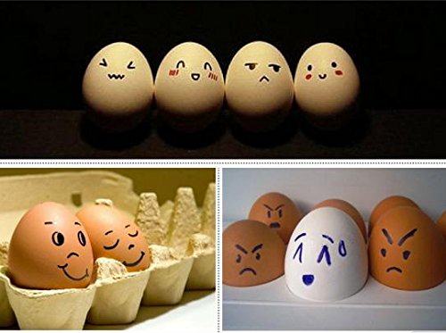 SallyFashion Wooden Fake Eggs 7 Pieces 3 Color