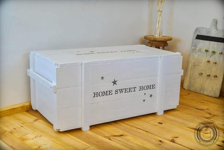 Weiße Home Sweet Home Truhe aus Holz
