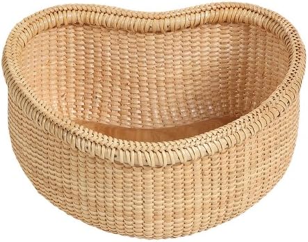 Teng Tia Rattan and Solid Wood HomeDecorations For Living Room Modern Storage Basket Heart-shaped Jewelry