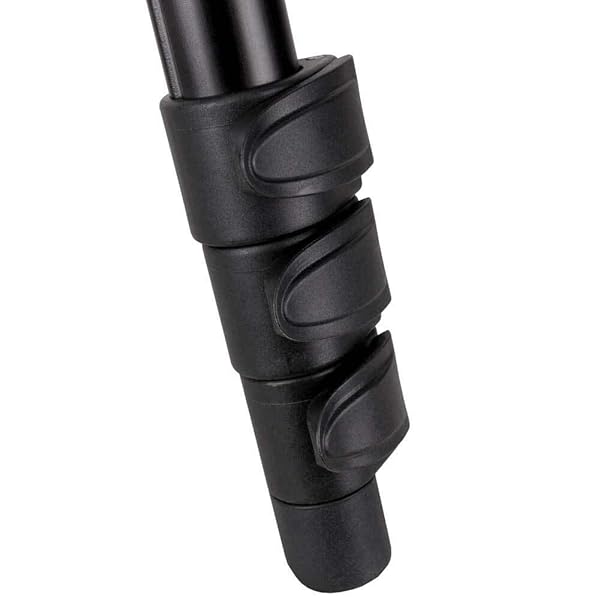 PROMASTER SCOUT SERIES SC426 TRIPOD KIT WITH HEAD