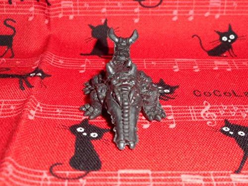 Amazon ウルトラマン怪獣消しゴムワニゴドン黒色ポピー アニメ 萌えグッズ 通販