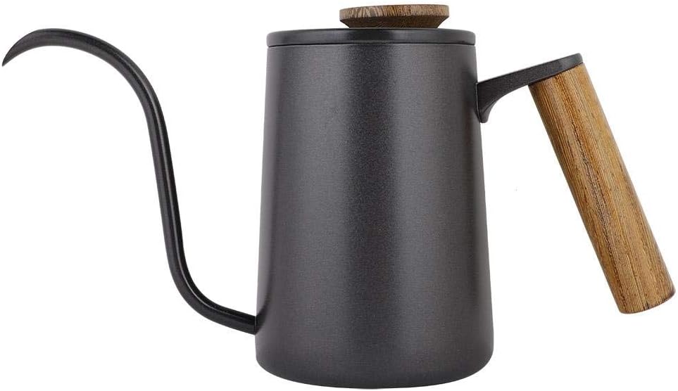 versare sopra il caffè per il campeggio