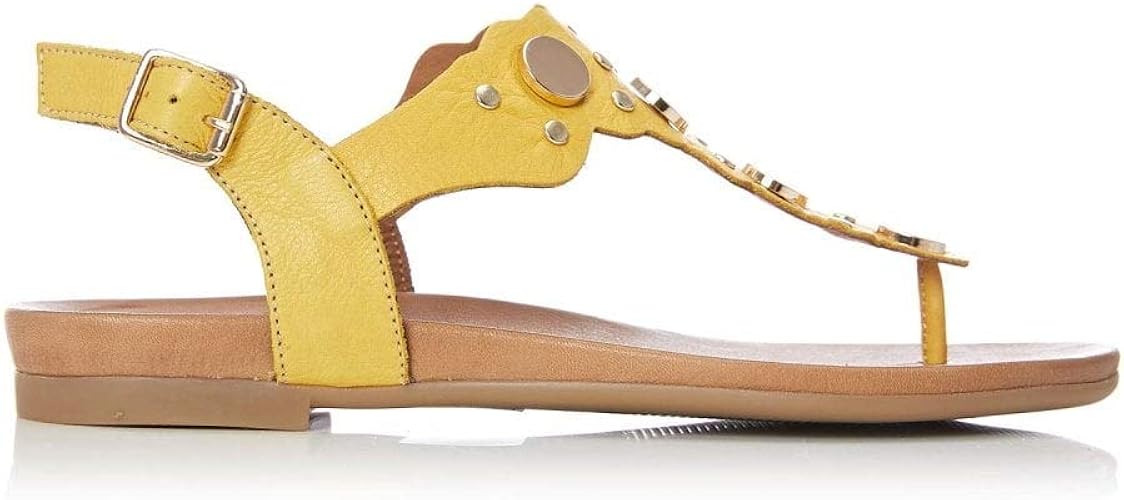 moda in pelle yellow shoes