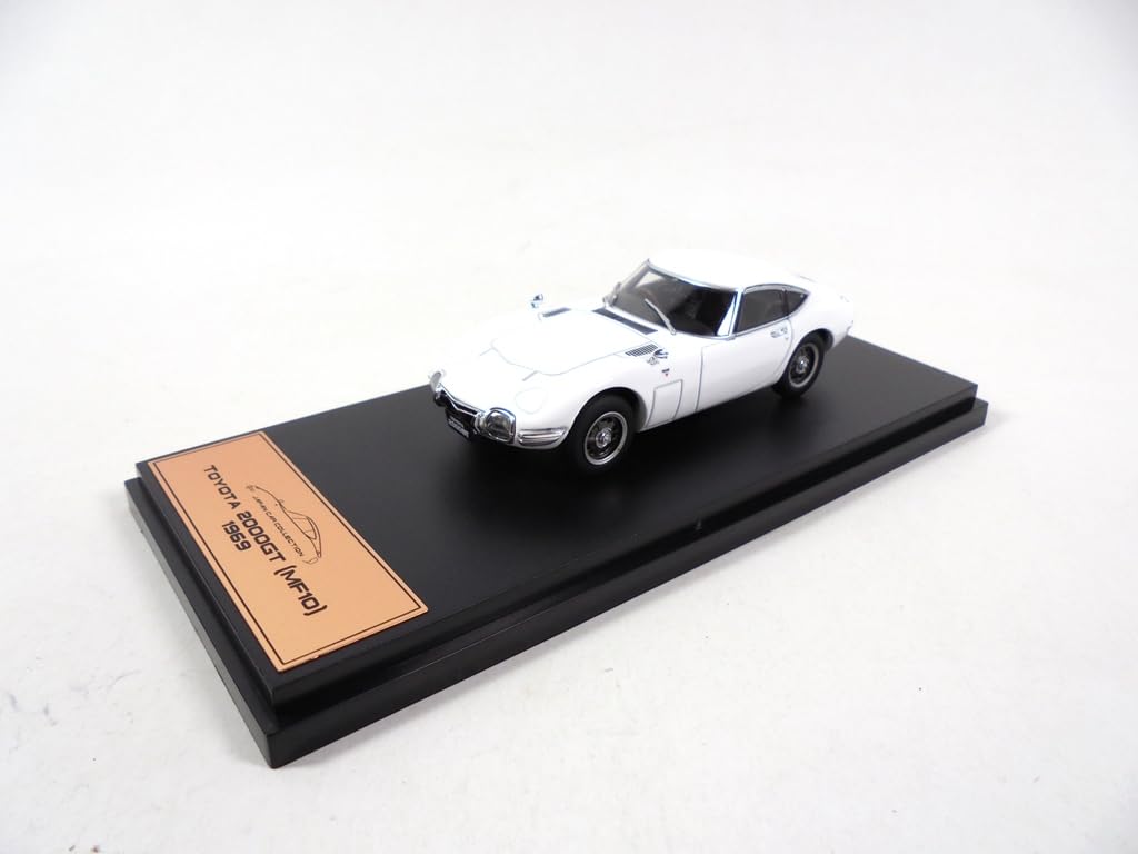 OPO 10 - Collectible miniature car 1/43 compatible with Toyota 2000 GT MF10 1969 - JPL7