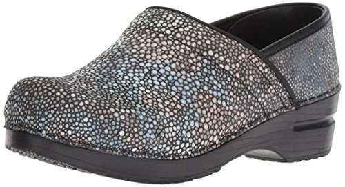 sanita women's shoes