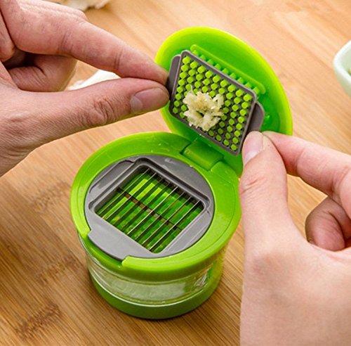 URBeauty 1Pcs Garlic Mincer Garlic Chopper - Garlic Press Very Sharp Stainless Steel Blades Ginger Garlic Grater Press Grinding Planer Garlic Slicer - Stainless Garlic Press